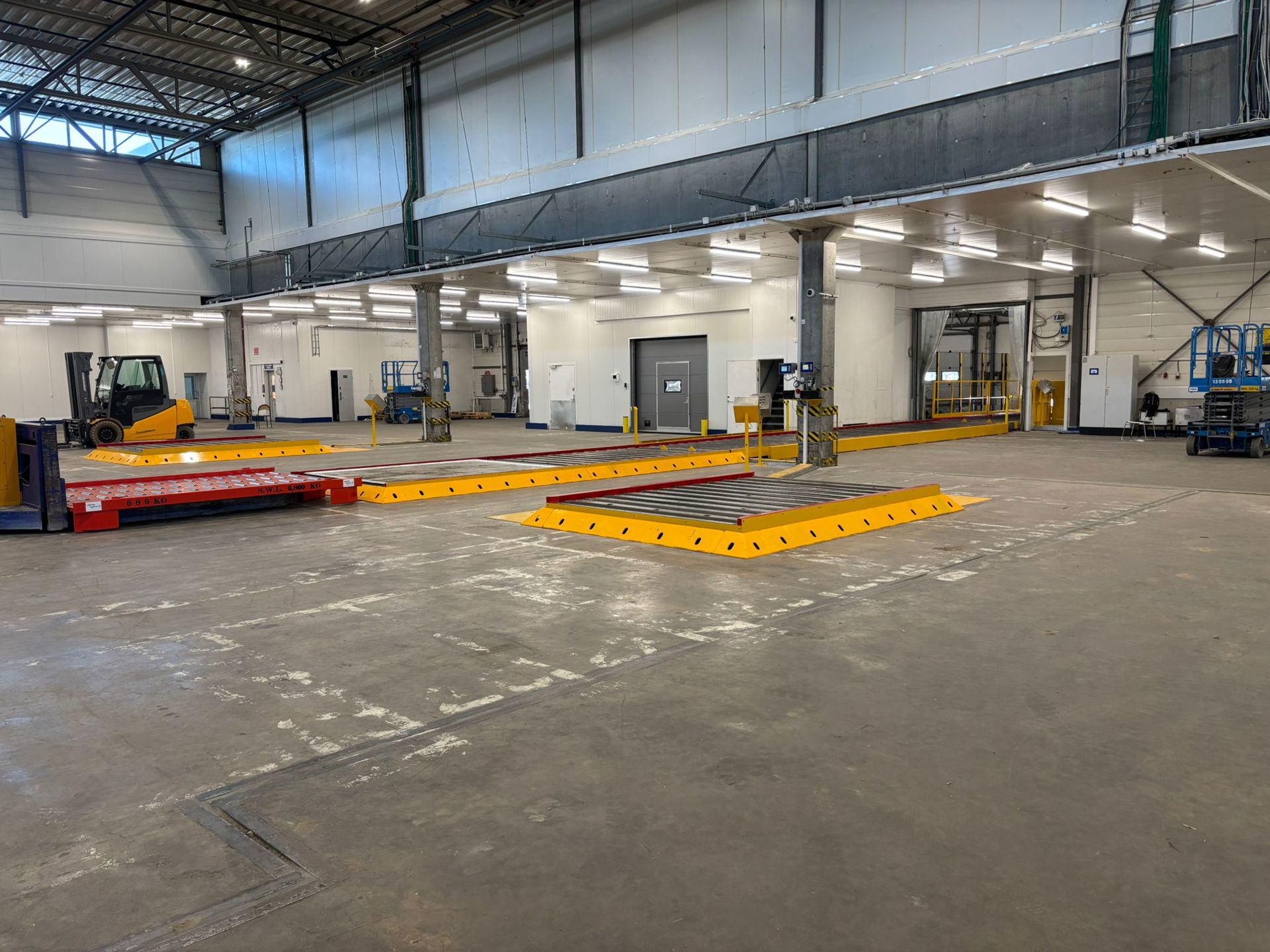 Air Cargo Handling Build Station (3)