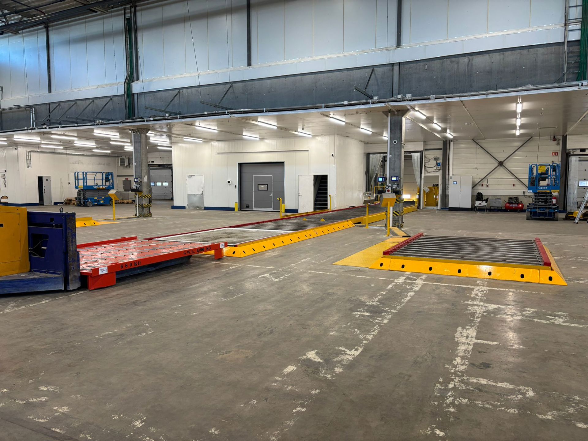 Air Cargo Handling Build Station (1)