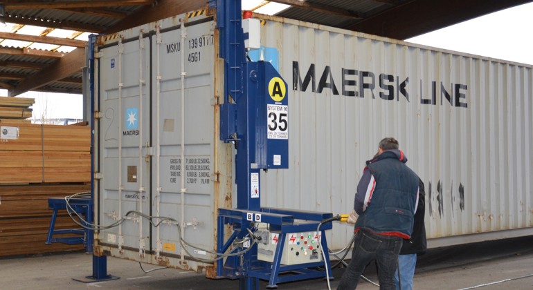 Container Jacking